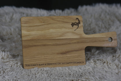 Eiken borrel-/kaasplank 25×13 cm – D&D quotes (gravure)