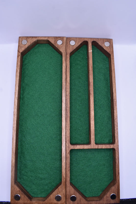 set=3 | finish=walnoot | felt=ranger-groen | angle=top